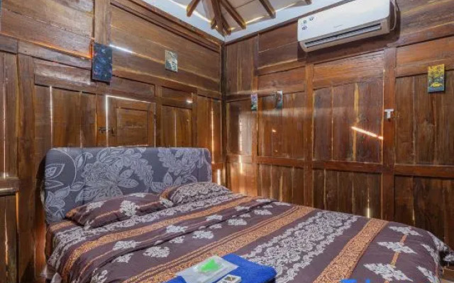 Baron Beach Bungalow