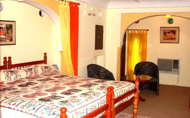 Karnot Mahal