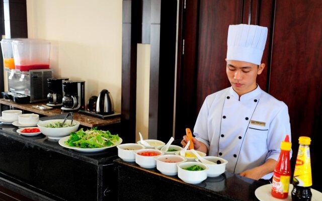 Moonlight Hotel Hue