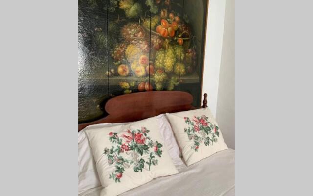 Burgondy Medieval city Studio 3***