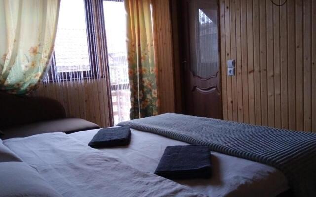 Апартаменти "У Кузьмича" 2