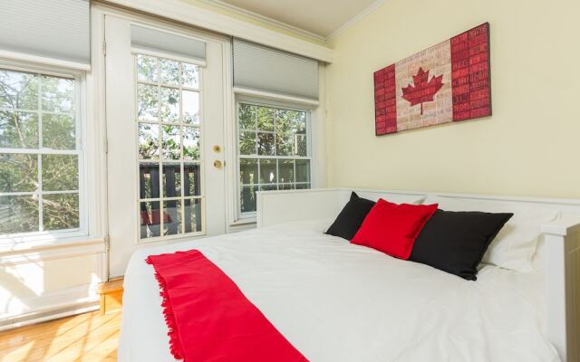 Applewood Suites - 2 BDRM Annex Loft