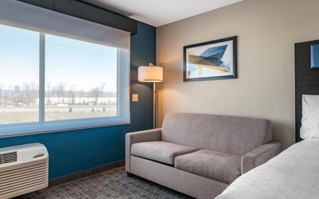 Holiday Inn Express & Suites Carlisle Southwest – I-81 by IHG