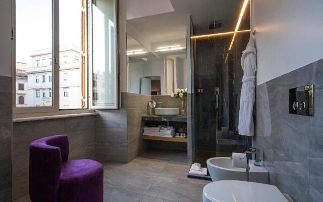 Roman Holidays Boutique