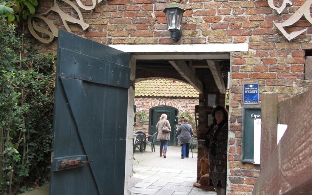 Wolds Village
