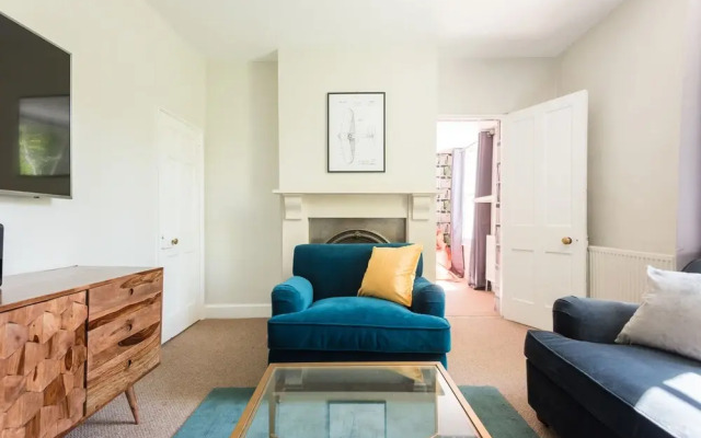 The Saint Giles Haunt - Bright & Central 3bdr Georgian Townhouse