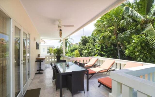 Beach Melati Apartments