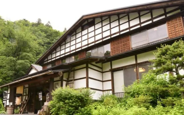 Kaikake Onsen Ryokan