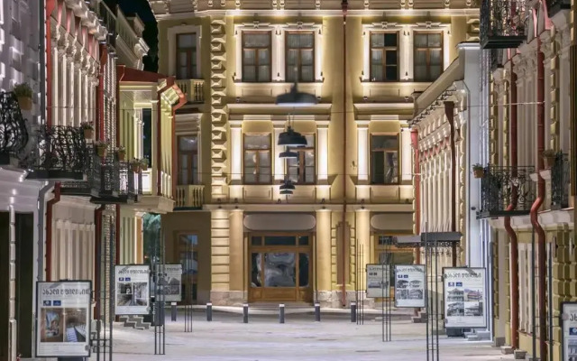 Stylish 2BR apt in the heart of old Tbilisi