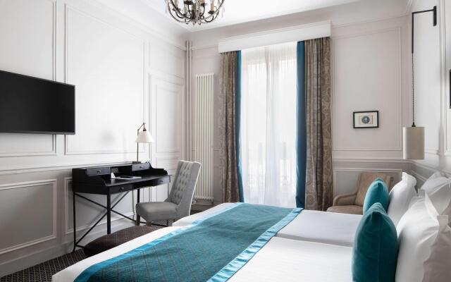 Hôtel Bradford Elysées – Astotel