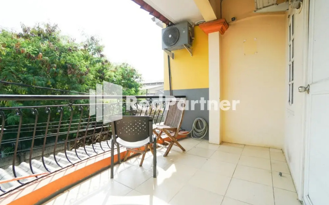 Mahkota Sivali near Soekarno Hatta Airport Mitra RedDoorz