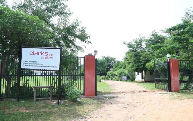 ClarksInn Suites Ranthambore