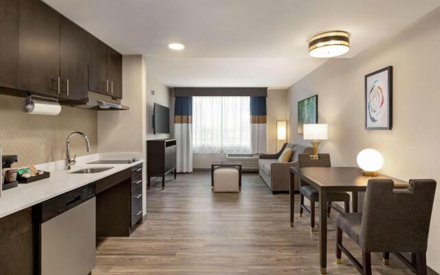 Homewood Suites by Hilton Indianapolis Downtown IUPUI