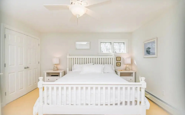 Stunning 5 Bdr, Walk to York Harbor Beach!