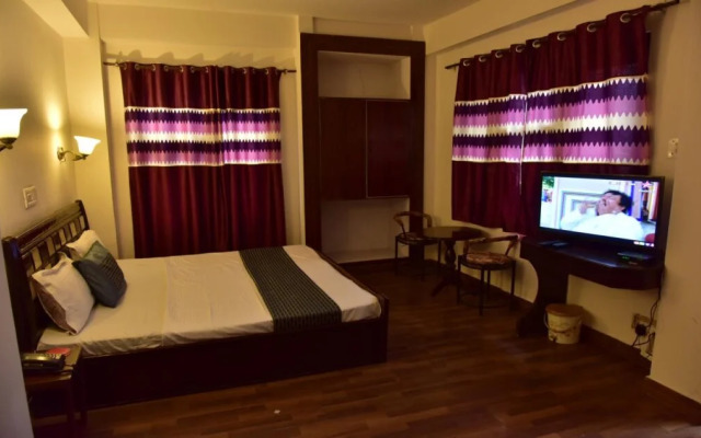 Hotel Laljee