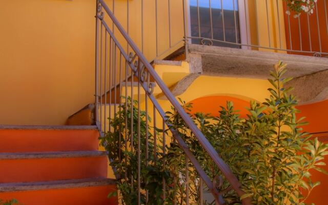 Bel Sorriso Varese - Dormire Felice Rooms & Apartments