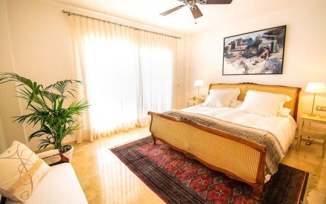 OleHolidays Palm Beach con acceso a la playa