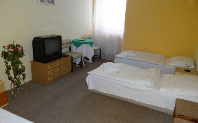 Hotel Zlatý Kríž