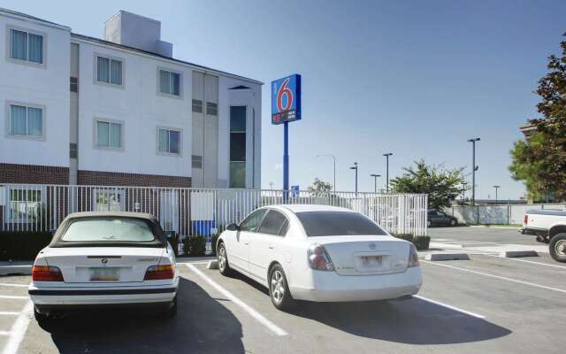 Motel 6 Lehi, UT – Thanksgiving Point