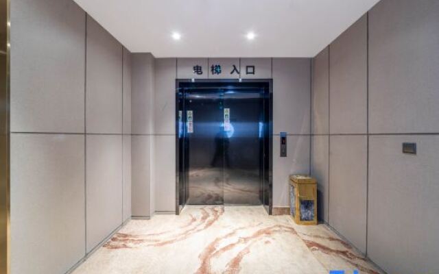 Zhibo Hotel (Shanghai Jiayi Road Subway Station)