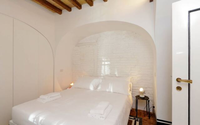 Art Deco Terrace Apartment