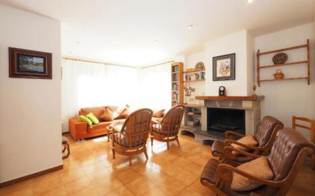 Holiday Home Carmençó 76