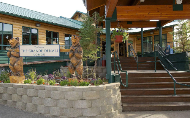 Grande Denali Lodge