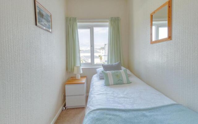 Apartment 3 - 2 Bedroom town views