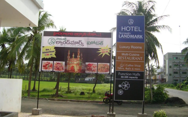Hotel Somisetty Landmark