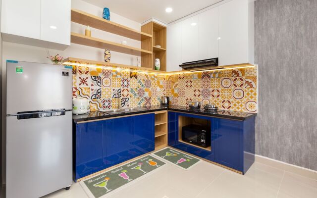 Halo Sun Avenue Apartments