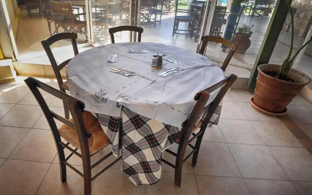 Fragiskos Hotel