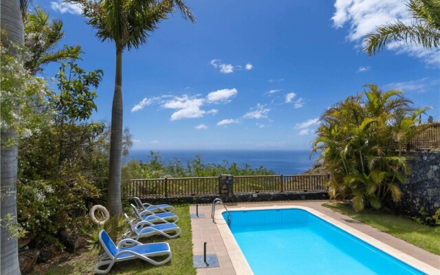 Casa Rural con Piscina Compartida en Mazo