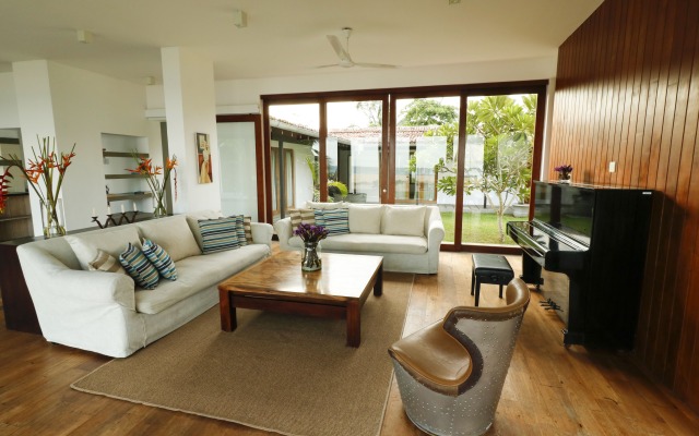 Ubuntu Beach Villas By Reveal