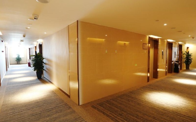 Green Tree Inn Express Chengdu Jinniu District Railway Station Saiyuntai Metro Station – Hotel Rooms – Chengdu