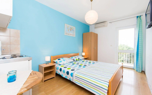 Nina Apartments