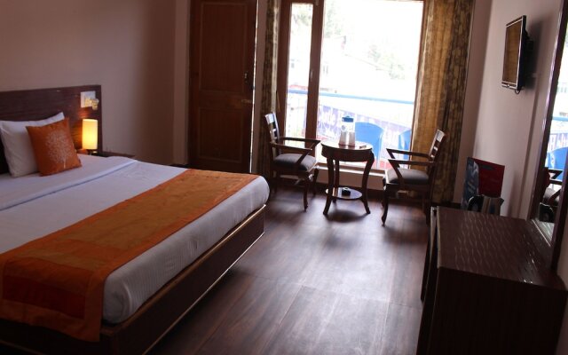 OYO 9648 Hotel Morainic Hills