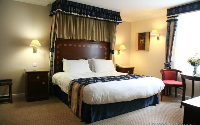Manor of Groves Hotel, Golf & Health Club