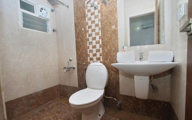 OYO 4848 3 Square Inn