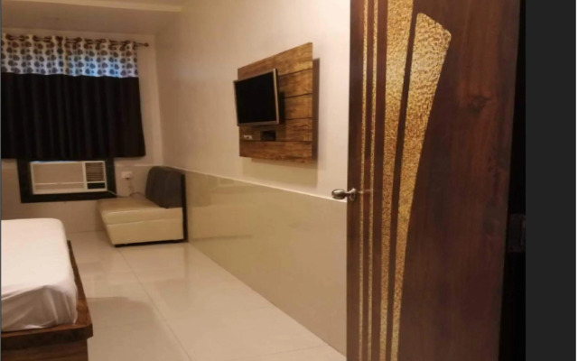 Hotel Samay Lodging & Boarding By WB Inn