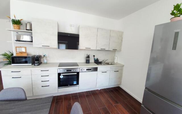 PB Ferienwohnungen - FeWo 7 - Stilvoll eingerichtetes Apartment im Herzen Senftenbergs