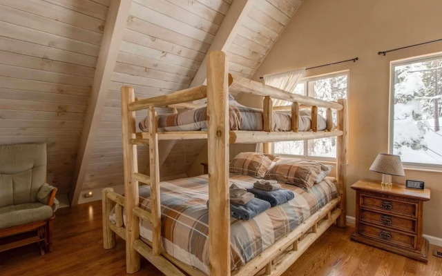 Quintessential Tahoe Cabin