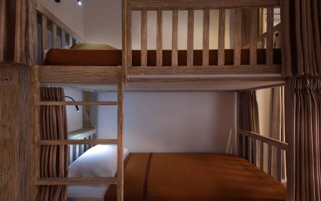 Clover House Bali