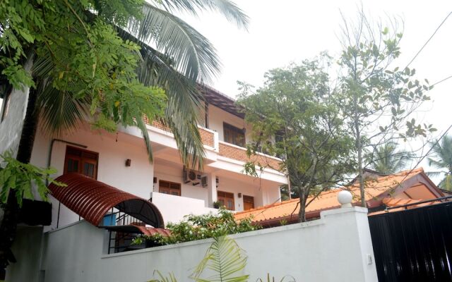 Shyni Tourist Guesthouse