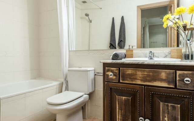 Apartamento Palacio Real IV