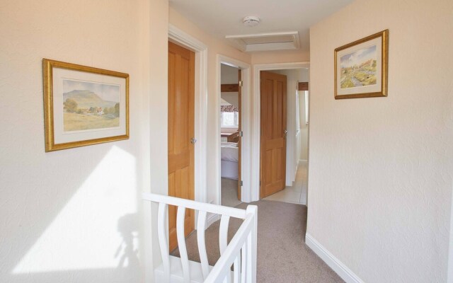 Brook Villa