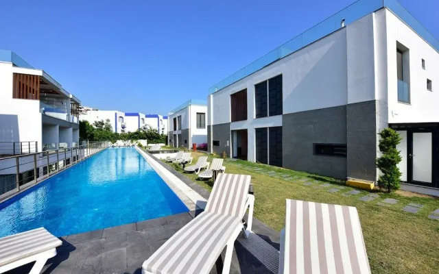 A'La Grand Suits By Bodrooms