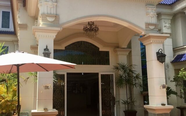 Villa D' Artagnan Hotel & Restaurant