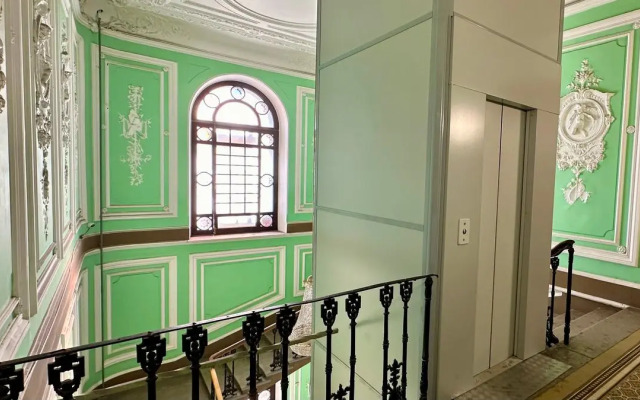 Апартаменты на набережной Воскресенская