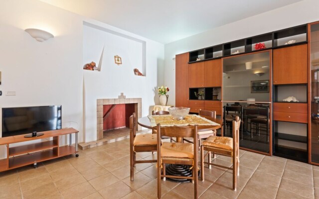 Pleasant Villa in Marina di Mancaversa with Barbecue