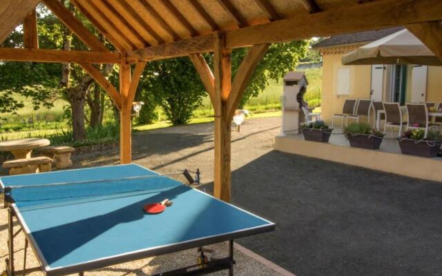 Gîte Cendrieux, 5 pièces, 7 personnes - FR-1-616-14